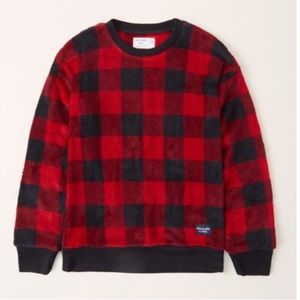 Abercrombie & Fitch kids cozy pajama shirt. Color: Red Check. Size 9/10.